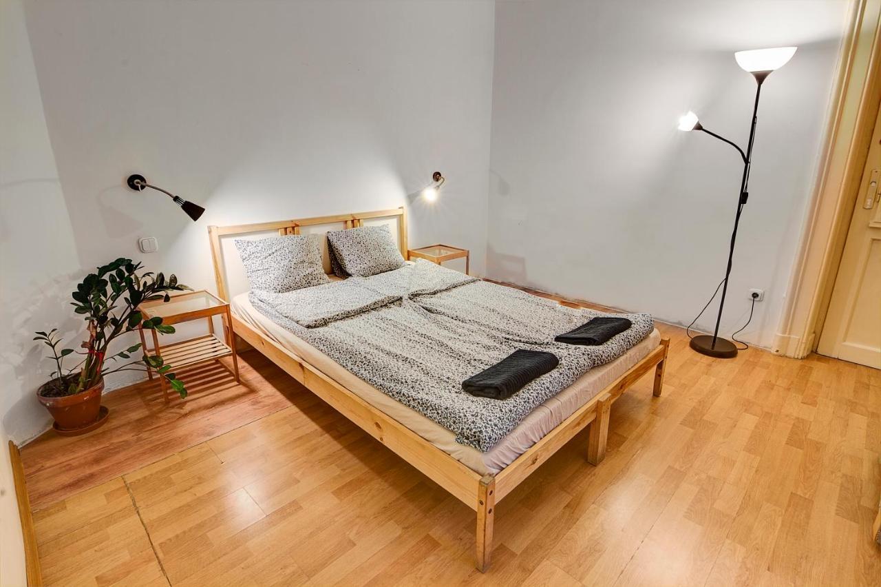 Pal'S Hostel And Apartments Budapeşte Dış mekan fotoğraf