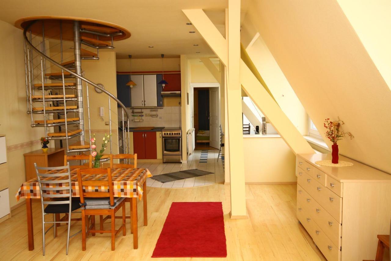 Pal'S Hostel And Apartments Budapeşte Dış mekan fotoğraf