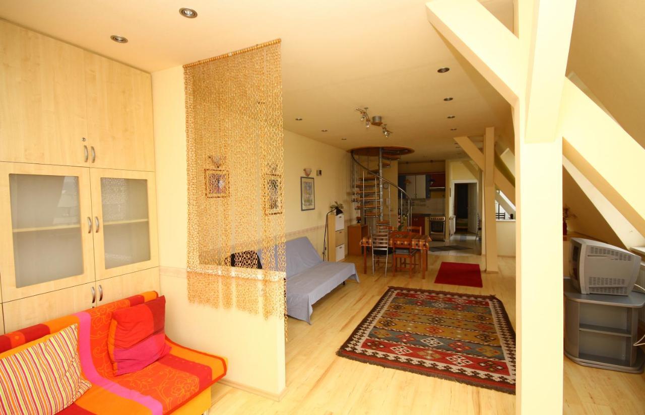 Pal'S Hostel And Apartments Budapeşte Dış mekan fotoğraf