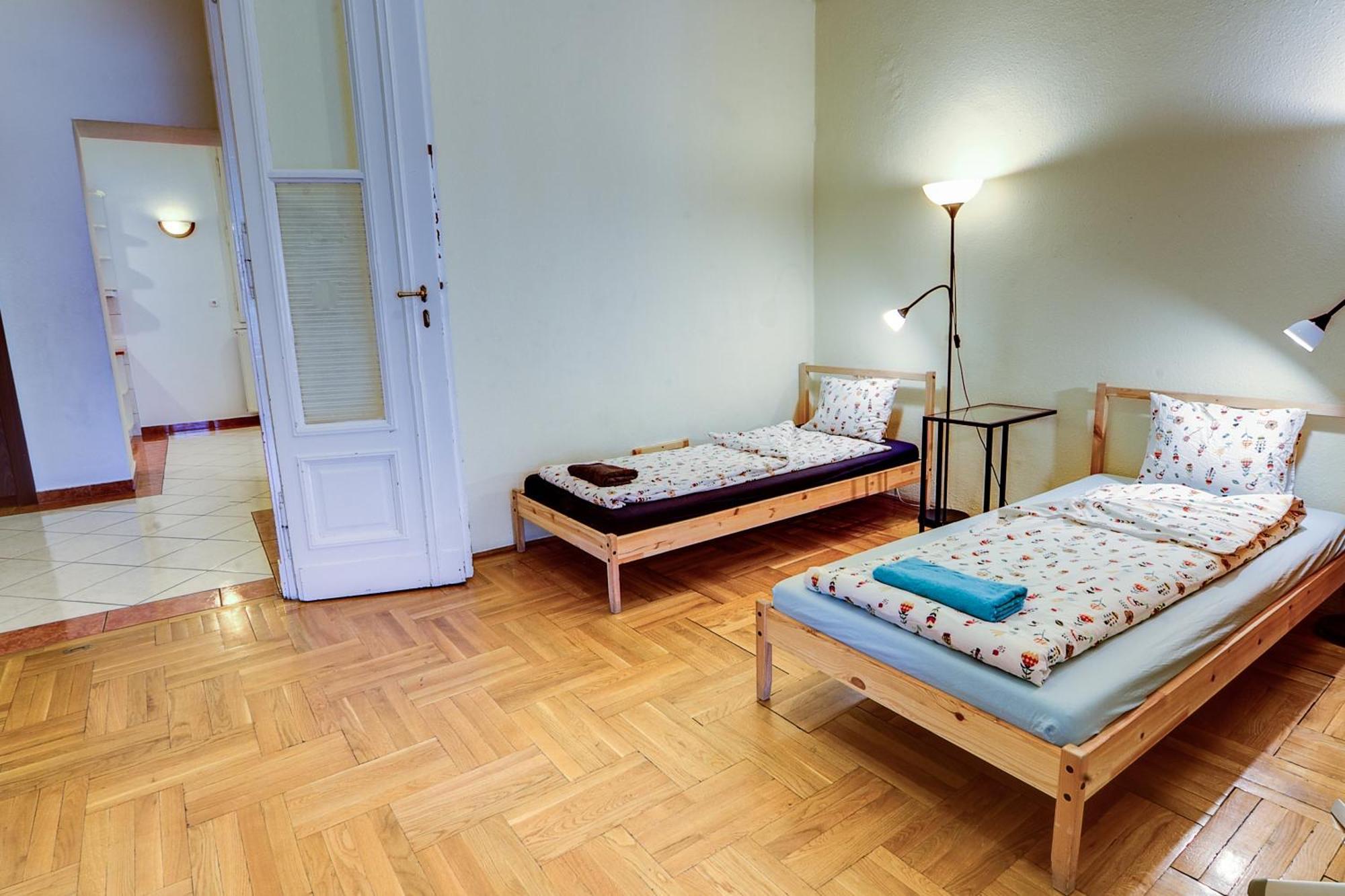 Pal'S Hostel And Apartments Budapeşte Dış mekan fotoğraf
